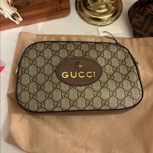 New! Vintage Supreme Camera Bag.